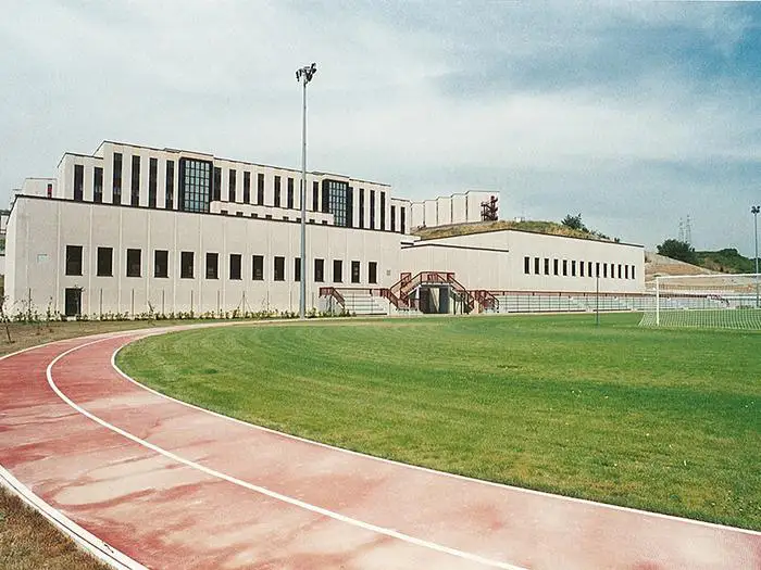 FABBRICATO PISCNA - PALESTRA